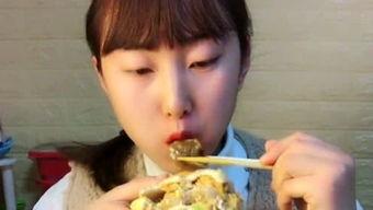 大姐吃瓜不吐籽视频,瓜界新潮流